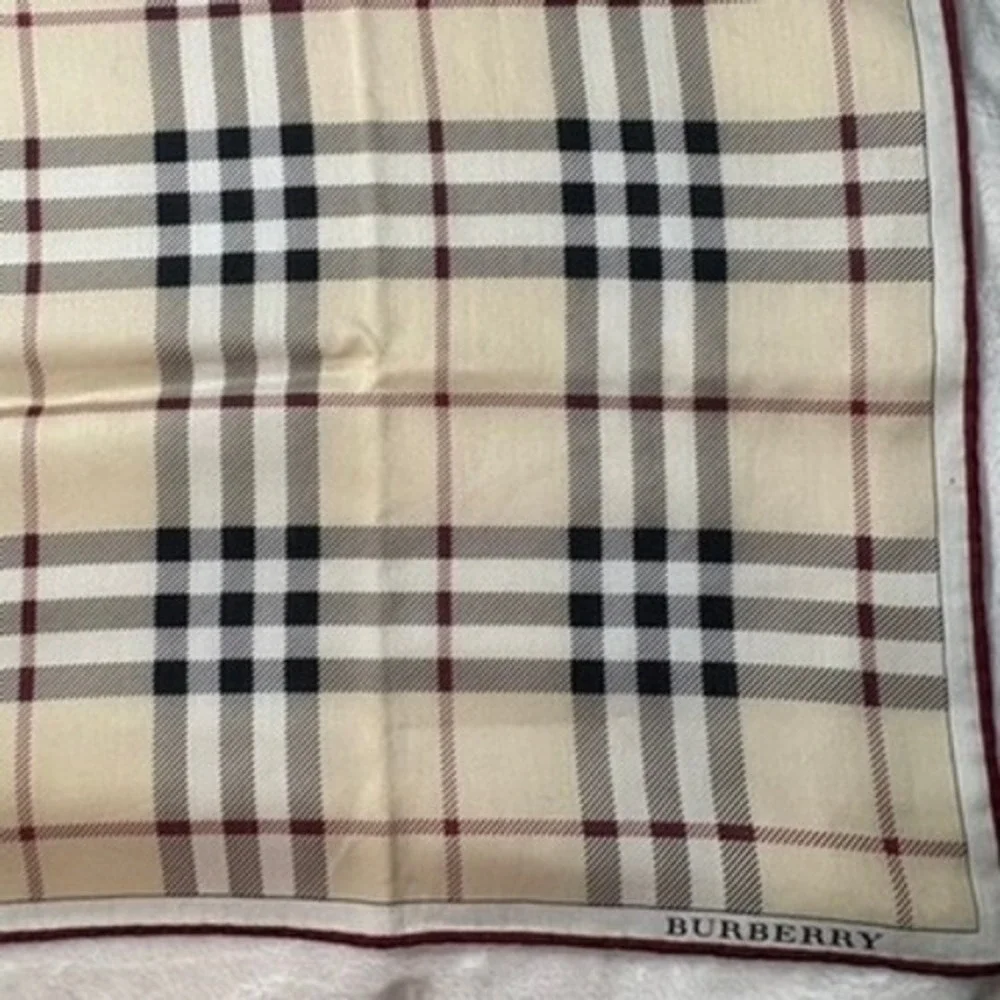 Vtg BURBERRY Scarf Handkerchief Nova Check Cotton Beige 22.5in